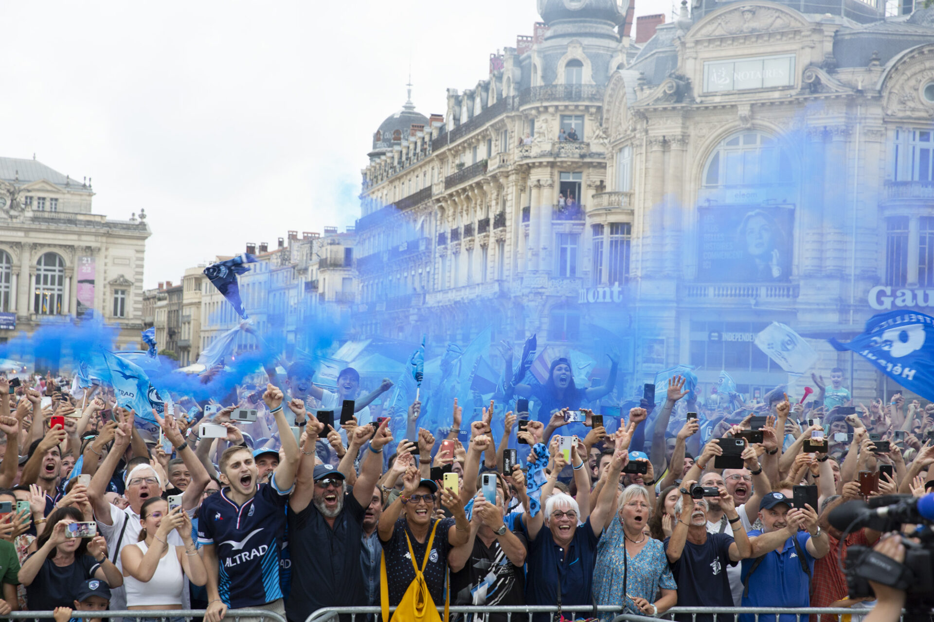 ECHARPE 40 ANS | Montpellier Hérault Rugby ECHARPE 40 ANS | Montpellier Hérault Rugby
